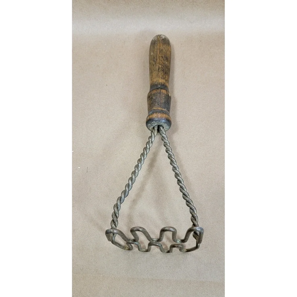Vintage Potato Masher Wavy Wire Wood Handle Antique Kitchen Farmhouse Rustic
